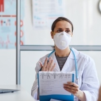 COVID-19: Se reduce la demanda de profesionales sanitarios