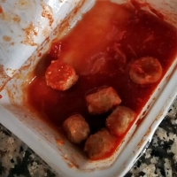 Denuncian la calidad de la comida que la Junta proporciona a los menores de Almendralejo