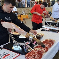 Suspenden el Salón del Jamón Ibérico de Jerez de los Caballeros
