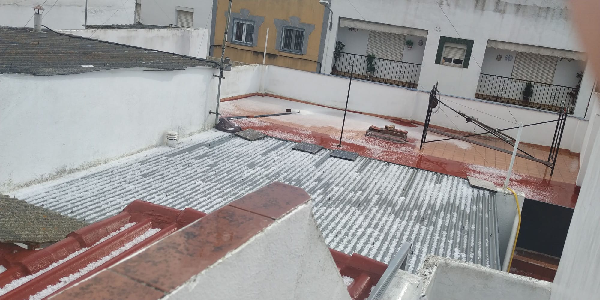 REPOR: Graniza en algunas zonas de Badajoz