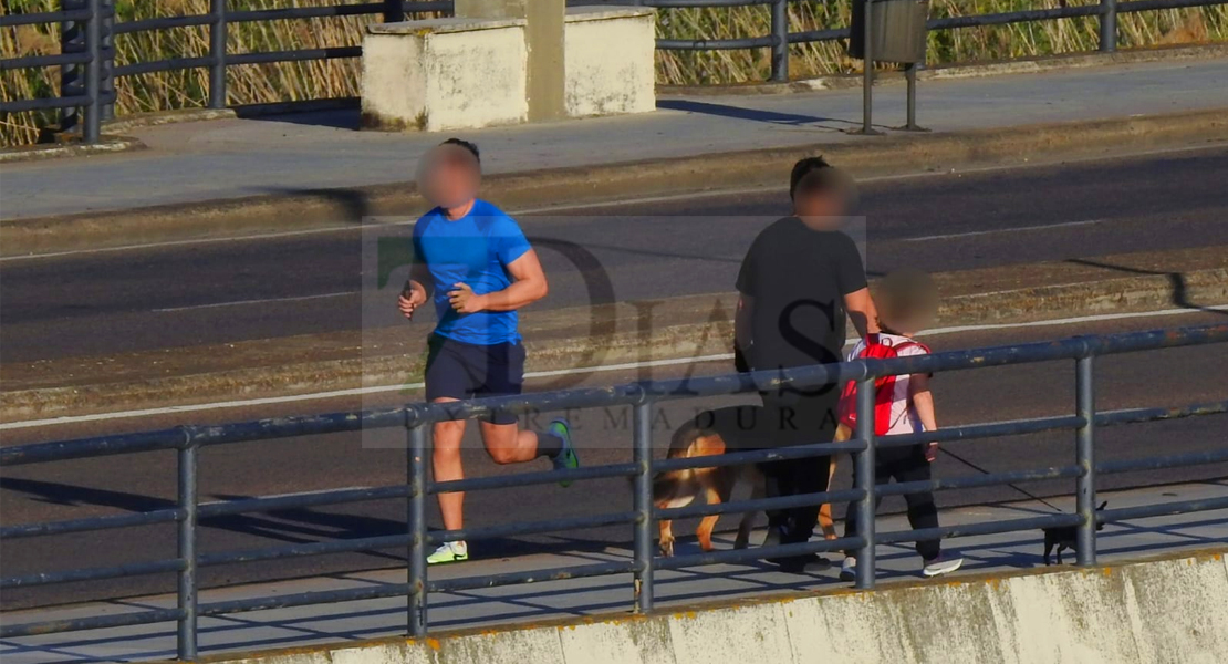 GALERÍA - Los pacenses aprovechan el desconfinamiento para salir a pasear y hacer deporte