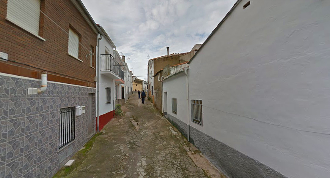 Un pueblo cacereño elimina el último rastro franquista de sus calles