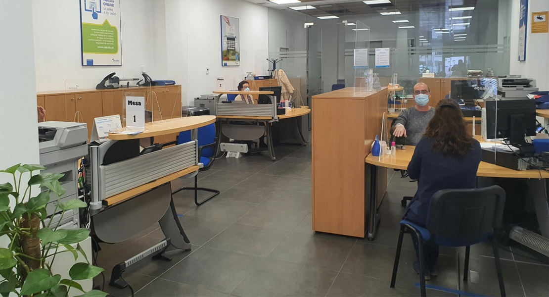 Aqualia reabre su oficina de atención al cliente de Badajoz