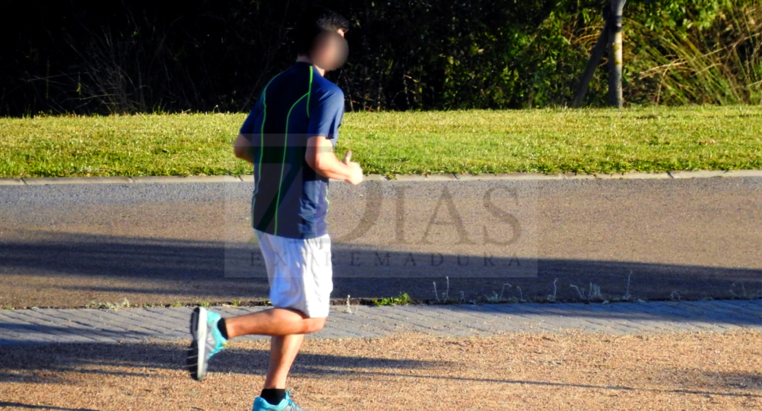 GALERÍA - Los pacenses aprovechan el desconfinamiento para salir a pasear y hacer deporte