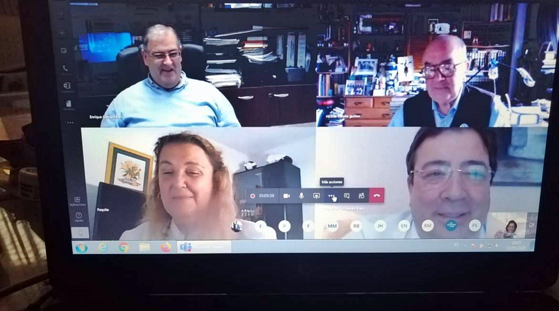 Vara traslada cariño y preocupación a los extremeños que residen en el exterior