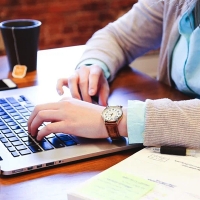 EMPLEO: Ofertan una plaza para graduados en ADE, RR.LL y Recursos Humanos