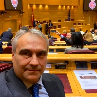 Las iniciativas del PP para revitalizar los sectores de electrodomésticos, moda y comercio minorista