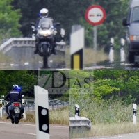 Se saltan un control y embisten a un coche de Policía Nacional en Badajoz