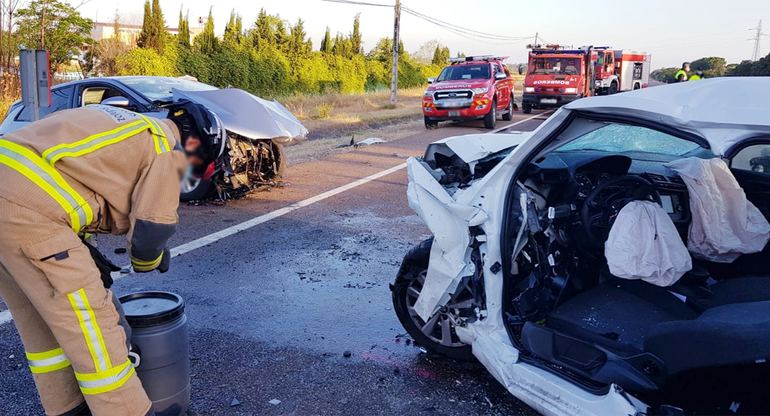 Imágenes del accidente mortal en la N-432 (Badajoz)