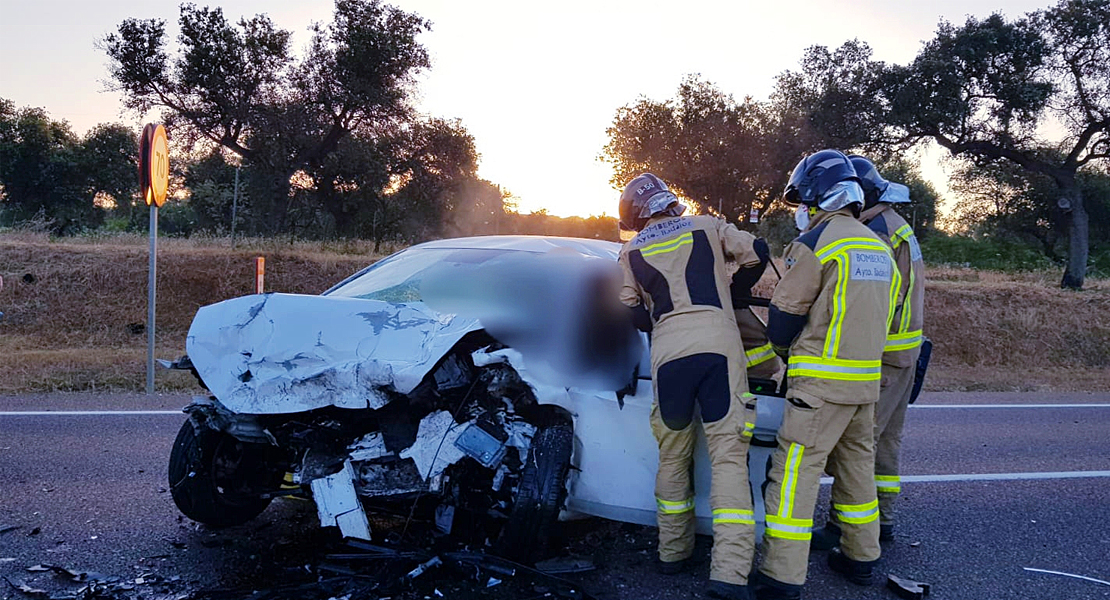 Imágenes del accidente mortal en la N-432 (Badajoz)