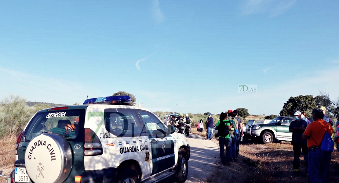 Un pueblo que no cesa en la búsqueda de Rosalía