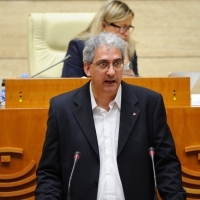 UpE pide a la consejera de Educación que dimita “antes de aplicar recortes en las plantillas docentes”