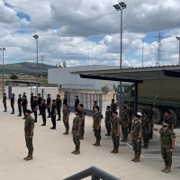 El Ejército da el relevo a la Guardia Civil en la Central de Almaraz (Cáceres)