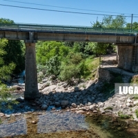 Herido grave al volcar con su tractor en Garganta la Olla