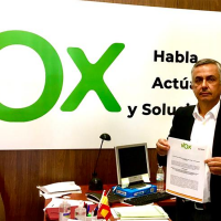 VOX Mérida propone conceder la medalla de oro de la ciudad a la Policía Local