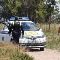 La Policía Local asiste a un joven semiinconsciente en Badajoz