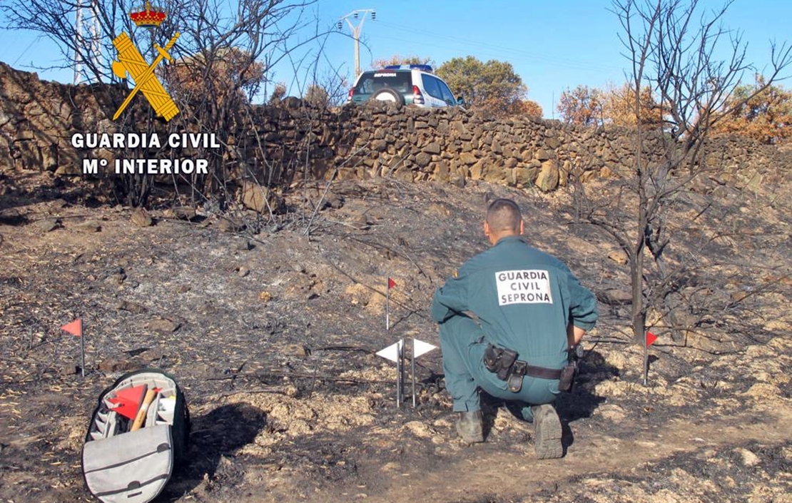 La Guardia Civil investiga a una persona por un delito de incendio forestal en Cáceres