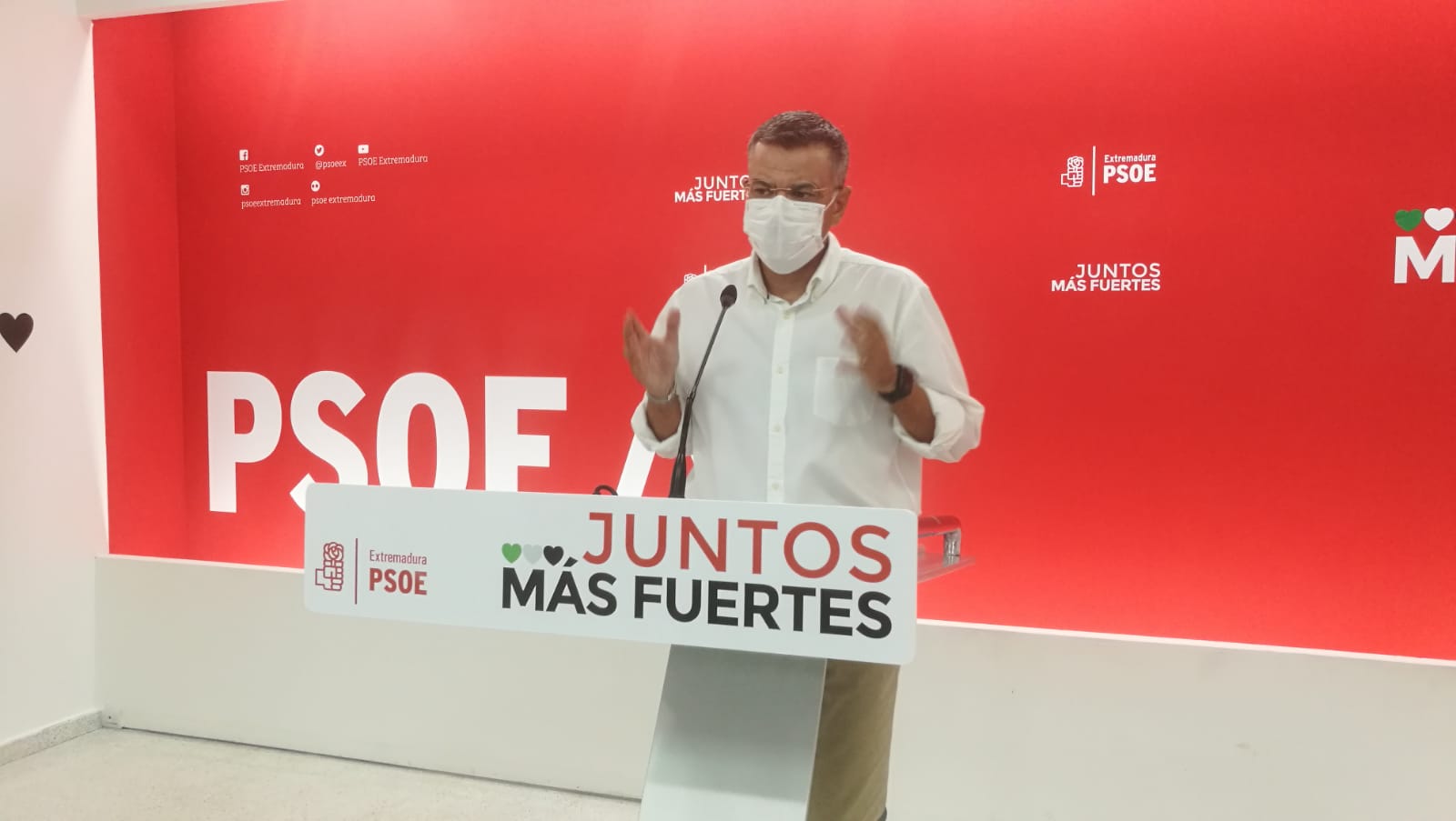 “La derecha se ha tirado al cuello del Presidente, hay mucho odio con todo lo que hace el Gobierno&quot;