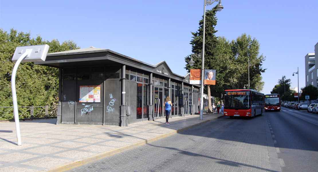 Mérida acondicionará y mejorará varias paradas de autobuses urbanos