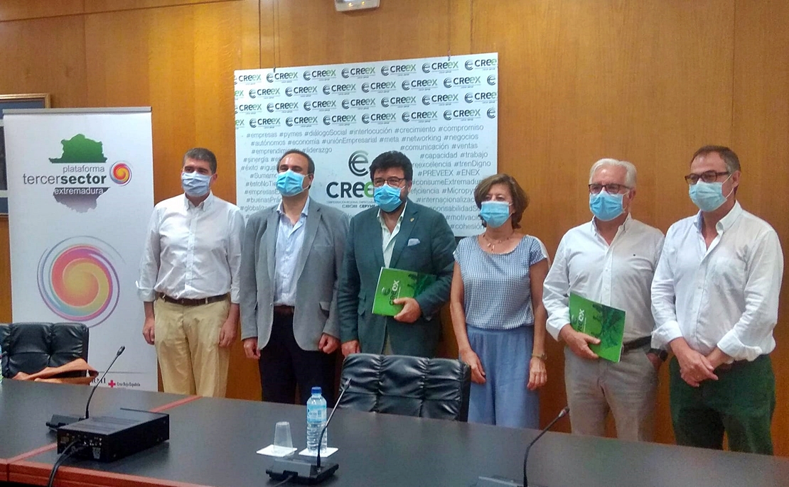 CREEX pide a las empresas que marquen la X solidaria en el Impuesto de Sociedades