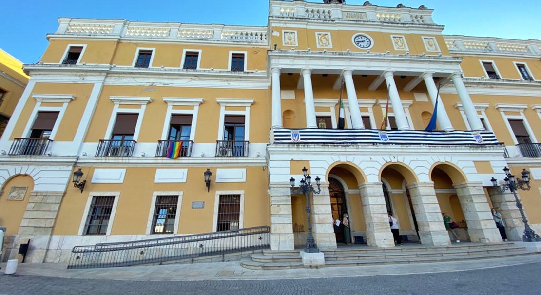 Podemos solicita colocar la bandera republicana en el Ayto. por la &#39;Matanza de Badajoz&#39;