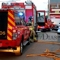 Una vivienda de San Roque queda calcinada tras un incendio