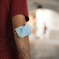 MÉRIDA - 32 denuncias por no llevar mascarilla y una por exceso de aforo en el fin de semana
