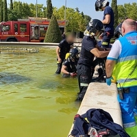 Fallece un menor succionado por la tubería de una fuente ornamental