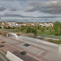 Vox Badajoz solicita la limpieza de los terraplenes anexos al Puente Real