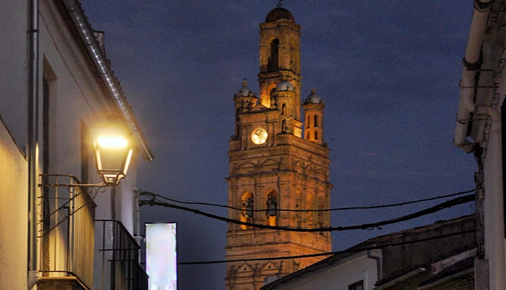 Llerena implanta alumbrado público con tecnología led de última generación