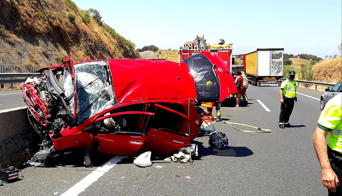 Cuatro heridos, entre ellos dos graves, en un accidente de tráfico en la A-5