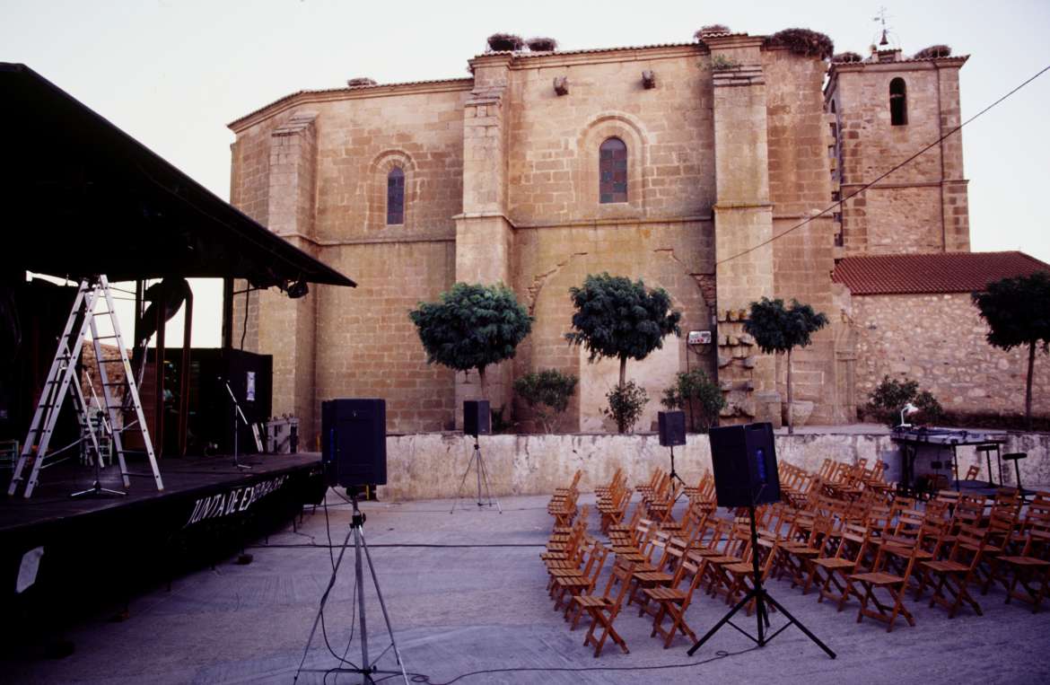 Los Escenarios Móviles recorren Extremadura para acercar la cultura a 57 pequeños municipios