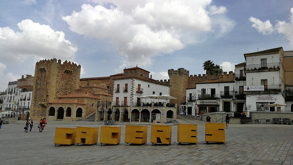 Cáceres - Los 'Bonos Turísticos y Solidarios 2020' permitirán obtener descuentos