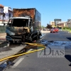 Sale ardiendo un camión en la avenida de Elvas (Badajoz)