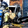 Sale ardiendo un camión en la avenida de Elvas (Badajoz)