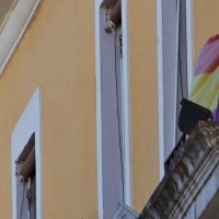 VOX insiste en retirar la bandera de la II República del Ayto. de Badajoz