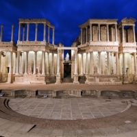 CREEX: "Limitar los aforos en los espectáculos y llevar mascarilla es perjudicar a la industria cultural"