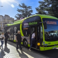 Los estudiantes pacenses exigen al Ayuntamiento que triplique los autobuses ante la COVID-19