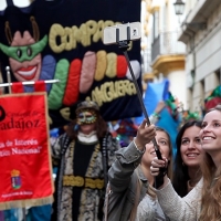 El carnaval de Badajoz en el aire tras la suspensión del de Mérida