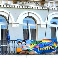 Critican que las banderas continúen arriadas en el Ayuntamiento de Navalmoral de la Mata