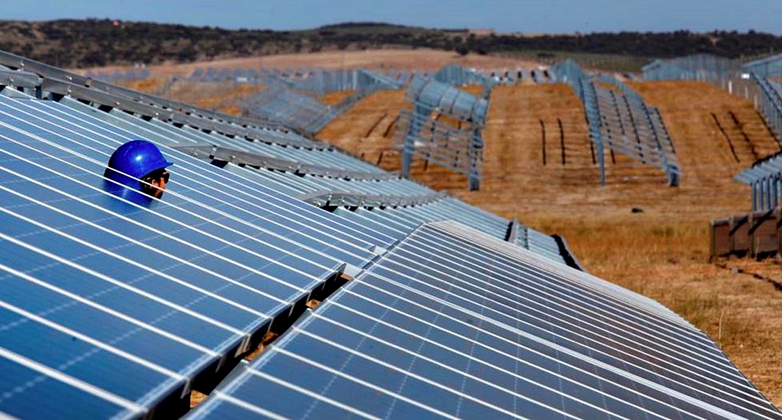 Accidente laboral en la fotovoltaica de Valdecaballeros (Badajoz)