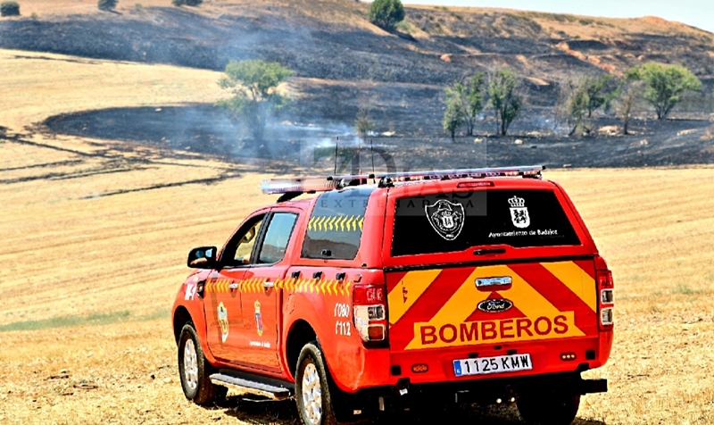 Un incendio alerta a los vecinos de la zona sur de Badajoz