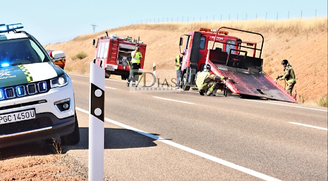 Un incendio en grúa y dos salidas de vía provocan tres heridos