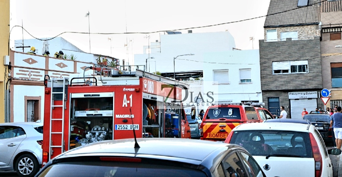 Incendio de vivienda en San Roque (Badajoz)