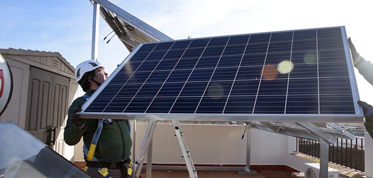 EXTREMADURA: Recomiendan a las empresas sumarse al autoconsumo eléctrico solar