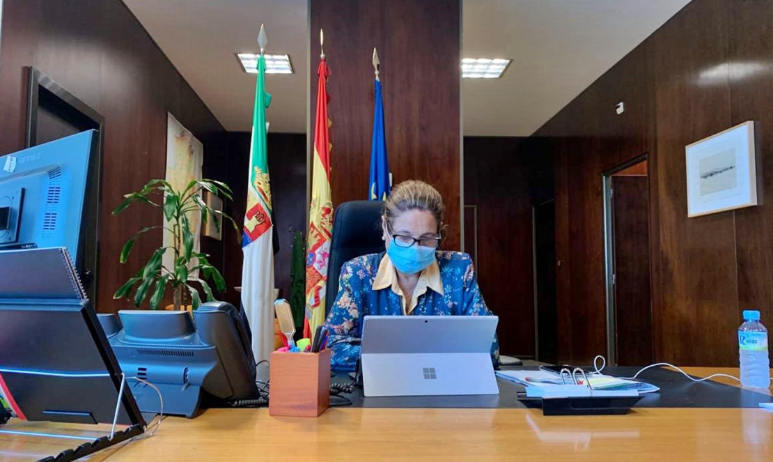 Extremadura insta a contar con un marco financiero definido para la implantación del teletrabajo
