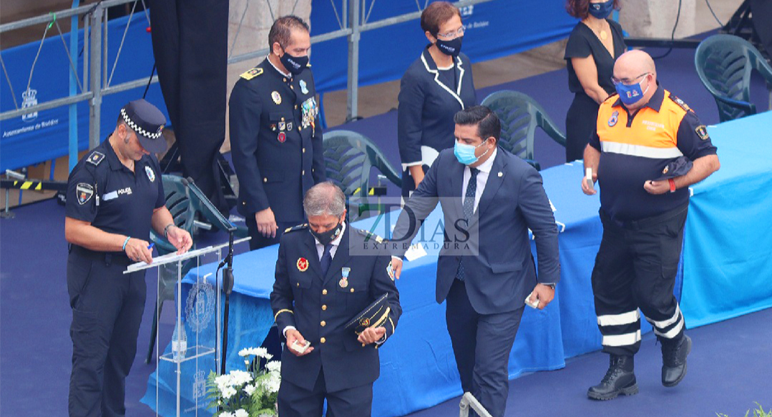 La Plaza Alta acoge la entrega de medallas de la Policía Local 2020