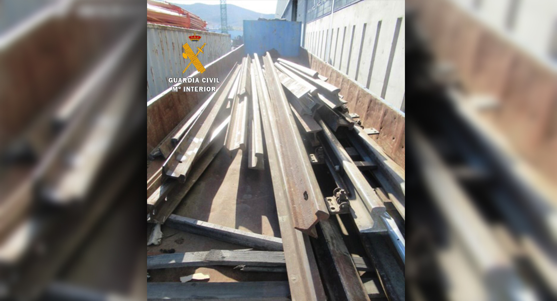 Roban 13 toneladas de material ferroviario de un tramo del AVE en Plasencia (Cáceres)