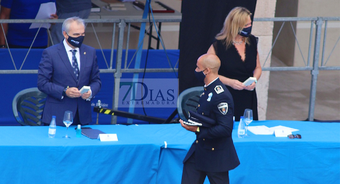 La Plaza Alta acoge la entrega de medallas de la Policía Local 2020