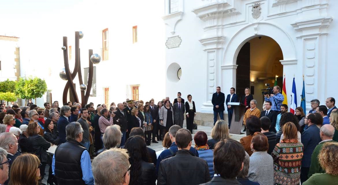 El Día de Extremadura consistirá en un acto sencillo y breve